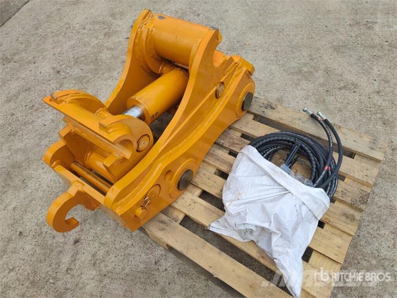 Handy HEC320 Excavator Coupler - Fits Cat 320 (Unused) Quick connectors