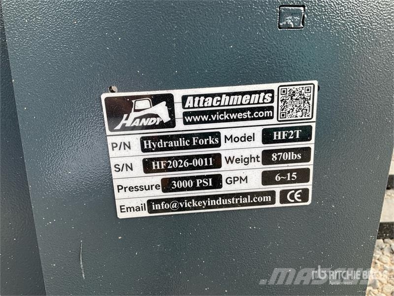 Handy HF2T Skid Steer Forks (Unused) Uñas para carretilla
