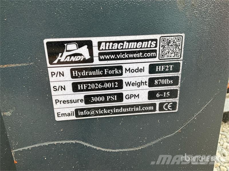 Handy HF2T Skid Steer Forks (Unused) Uñas para carretilla