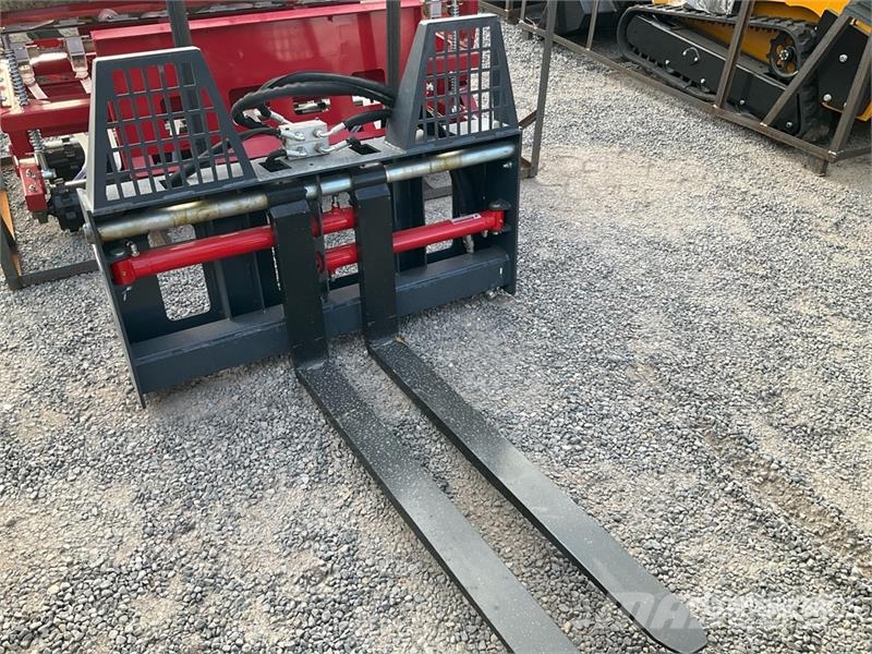 Handy HF2T Skid Steer Forks (Unused) Uñas para carretilla