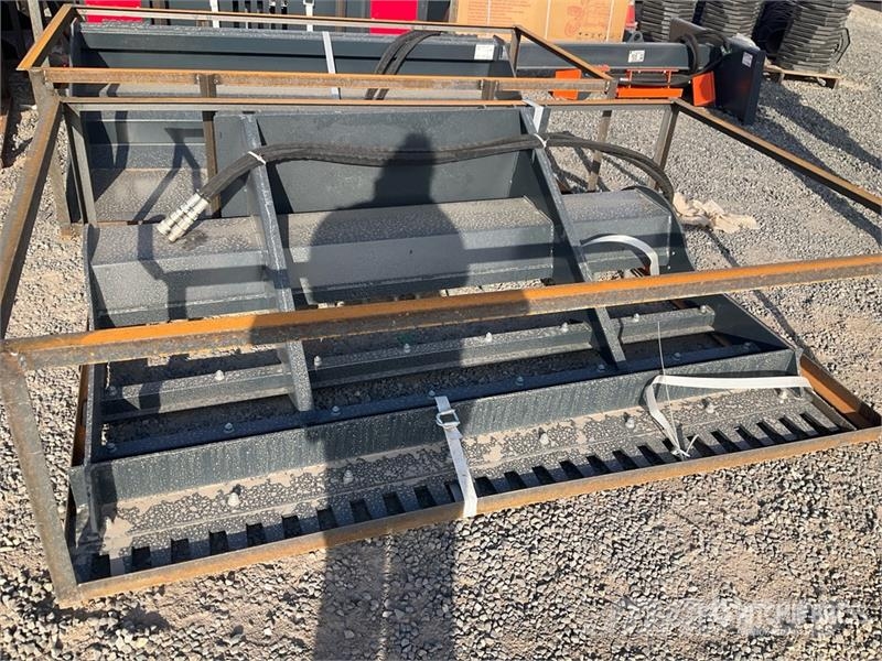 Handy HLL78 Skid Steer Landplane (Unused) Rastras para campos