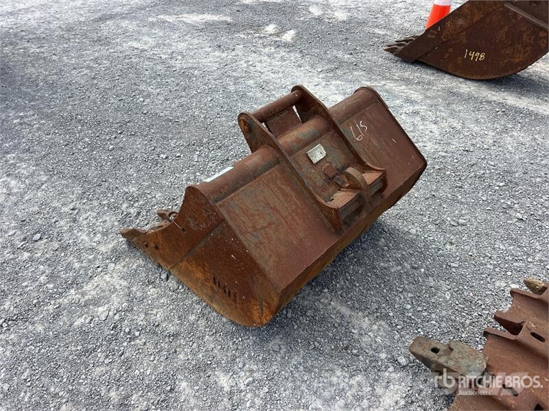 Harford 34 in Digging Excavator Bucket Buckets