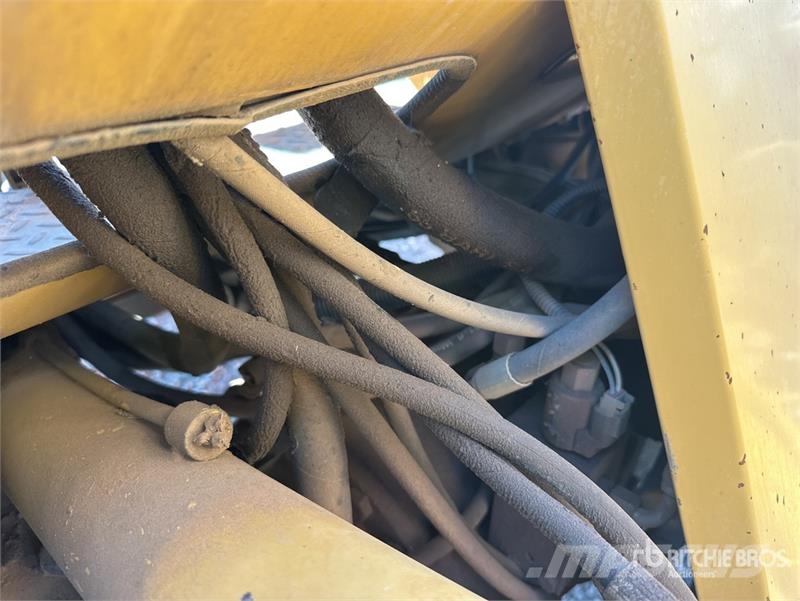 Harlo HP6500 Vanterenski viljuškar