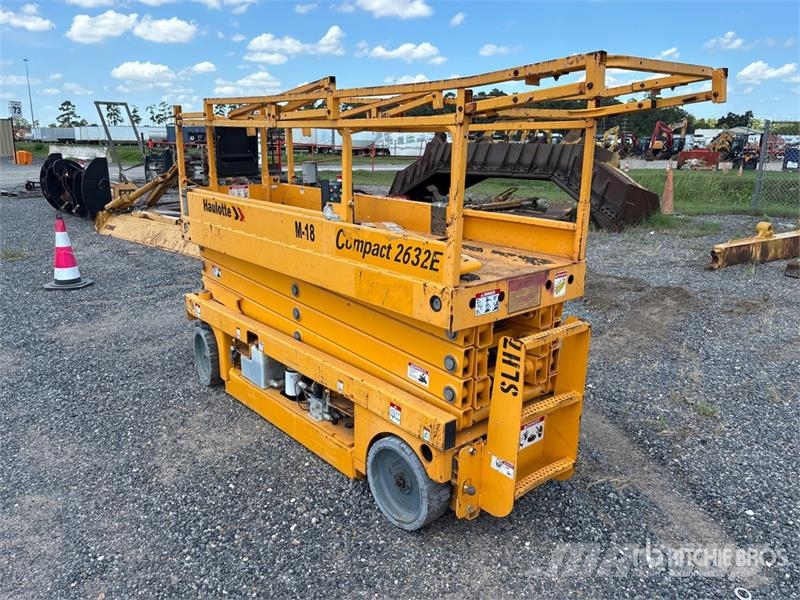 Haulotte 2632E Electric Scissor Lift 剪式升降機