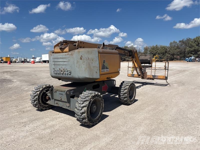 Haulotte HA46 RTJO 4WD Diesel Articulating Boom Lift Karos emelők