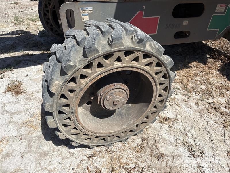 Haulotte HA46 RTJO 4WD Diesel Articulating Boom Lift Karos emelők