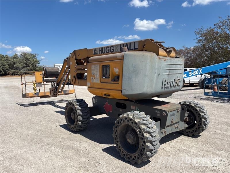 Haulotte HA46 RTJO 4WD Diesel Articulating Boom Lift Karos emelők