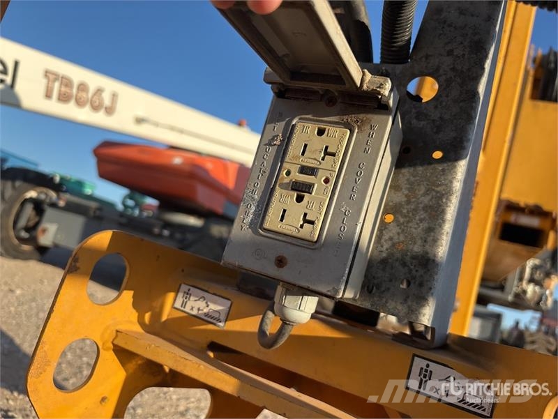 Haulotte HA46RTJO 4WD Diesel Articulating Boom Lift (Inoper Piattaforme a braccio articolato