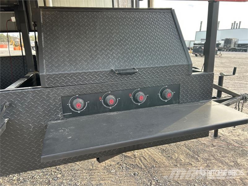  HBT Smokers 15 ft 8 in T/A Food Concession Trailer Citas piekabes