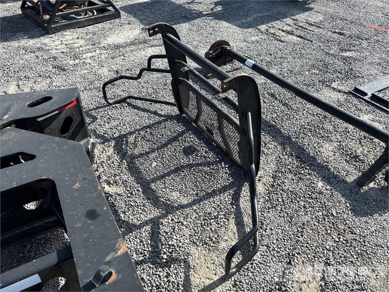 Heavy Duty Grille Guard 其他組件