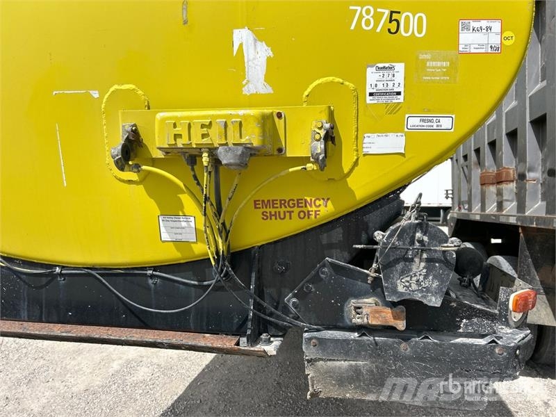 Heil 8000 gal T/A Tanker Trailer Autocisternas
