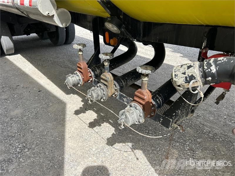 Heil 8000 gal T/A Tanker Trailer Autocisternas