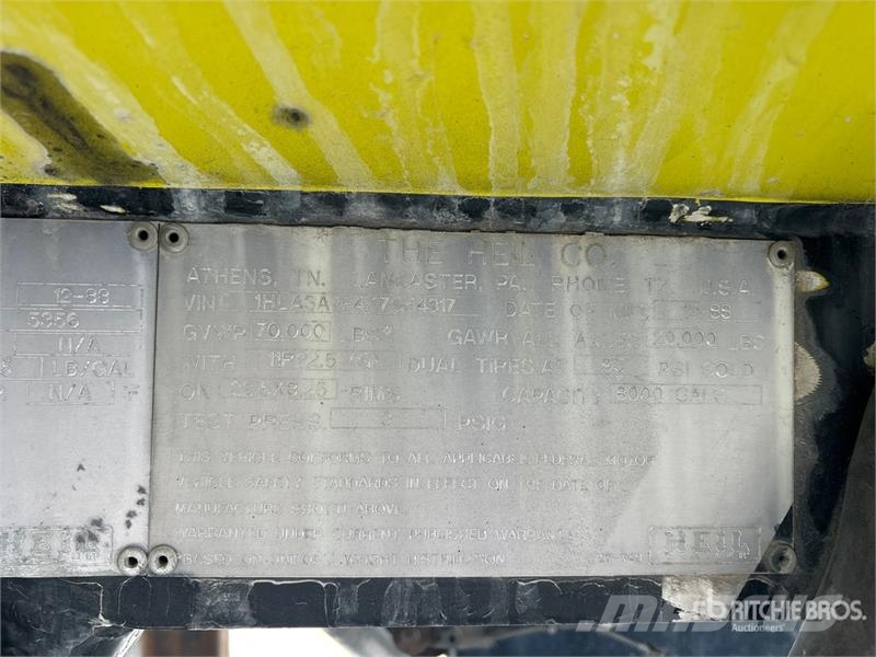 Heil 8000 gal T/A Tanker Trailer Autocisternas