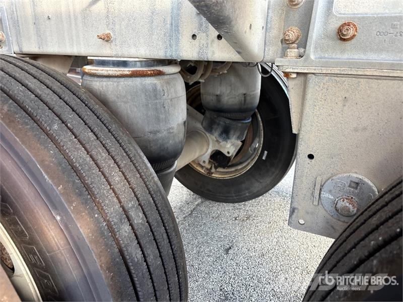 Heil 8400 gal T/A Tanker Trailer Cisterna
