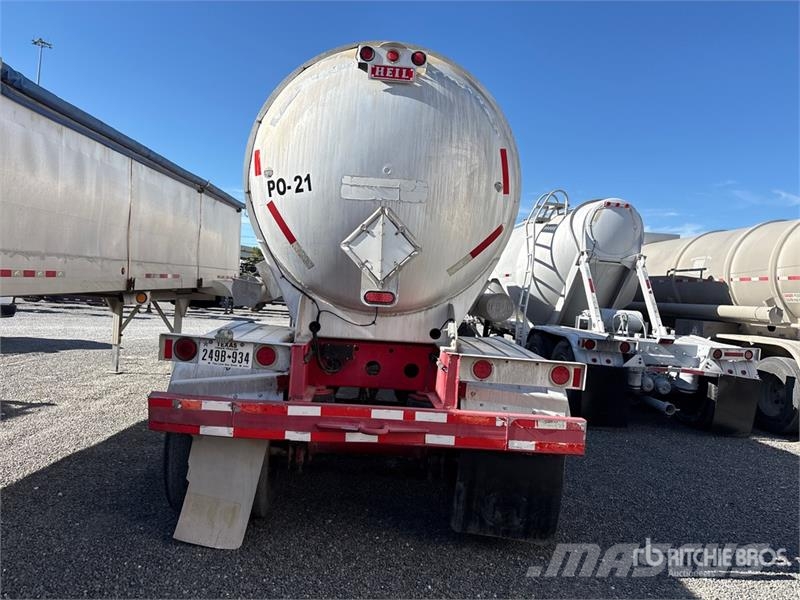Heil 8400 gal T/A Tanker Trailer Tanksläp