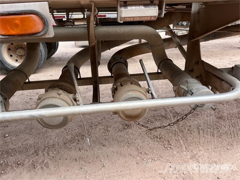 Heil 9200 gal T/A Tanker Trailer Przyczepy cysterny