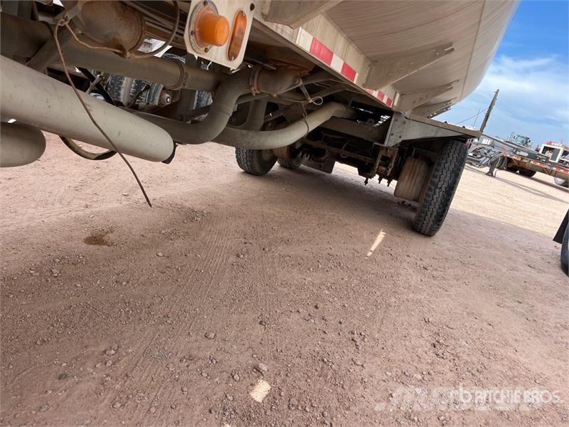 Heil 9200 gal T/A Tanker Trailer Przyczepy cysterny