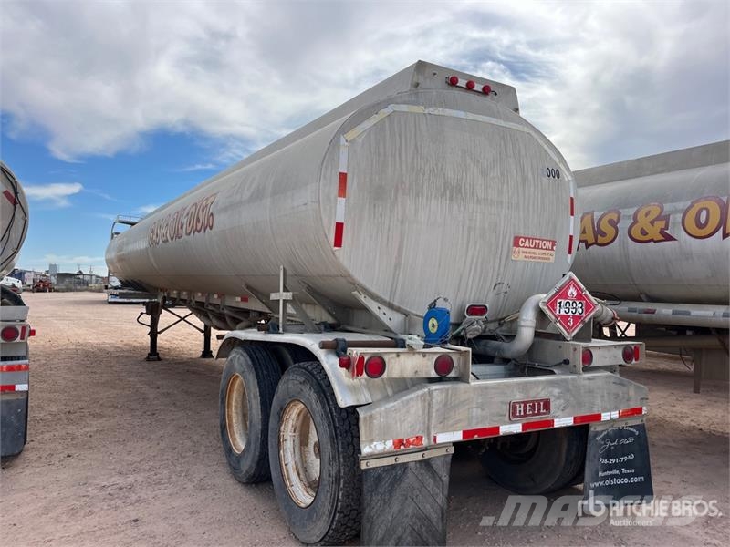 Heil 9200 gal T/A Tanker Trailer Przyczepy cysterny
