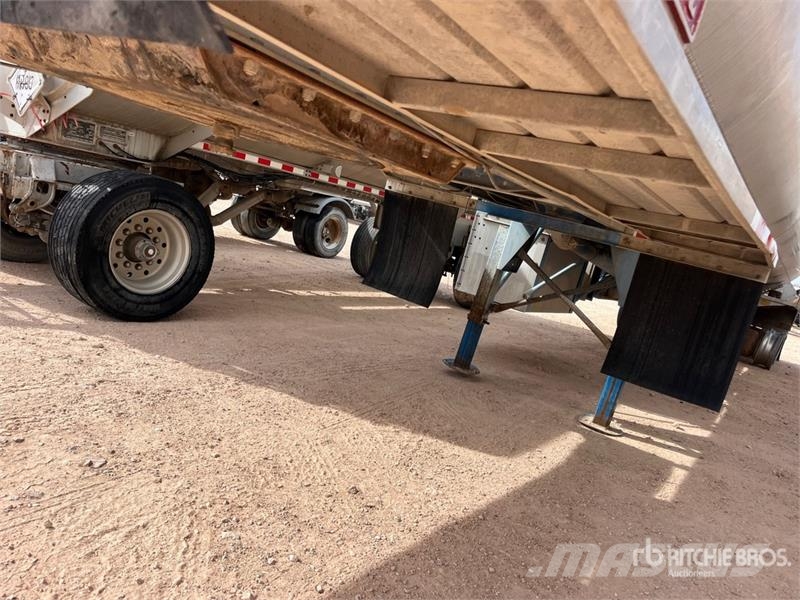Heil 9200 gal T/A Tanker Trailer Przyczepy cysterny