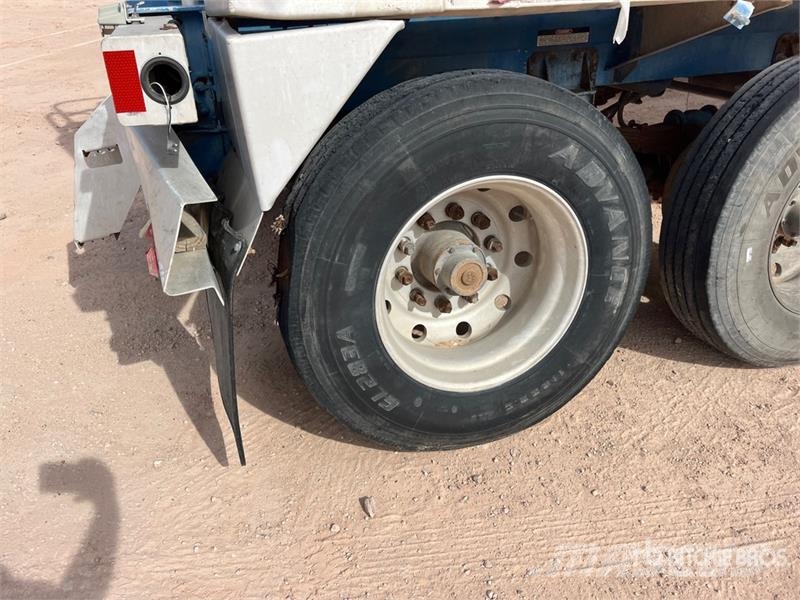 Heil 9200 gal T/A Tanker Trailer Przyczepy cysterny