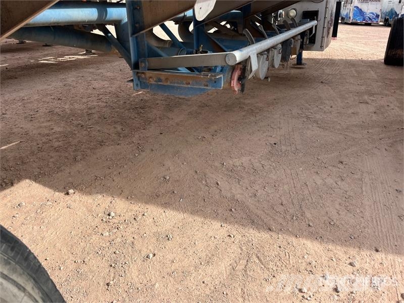 Heil 9200 gal T/A Tanker Trailer Przyczepy cysterny
