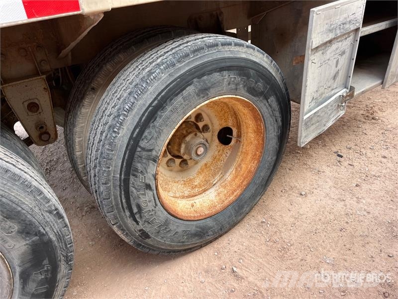 Heil 9200 gal T/A Tanker Trailer Przyczepy cysterny