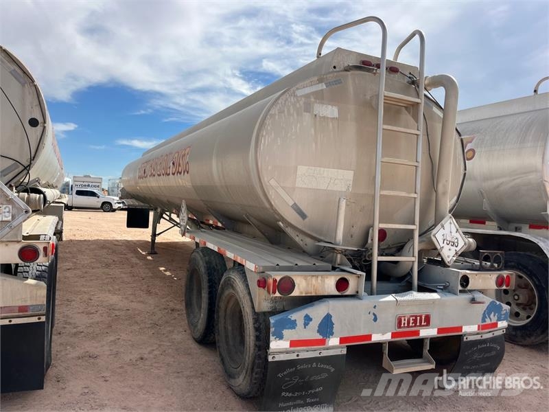 Heil 9200 gal T/A Tanker Trailer Przyczepy cysterny