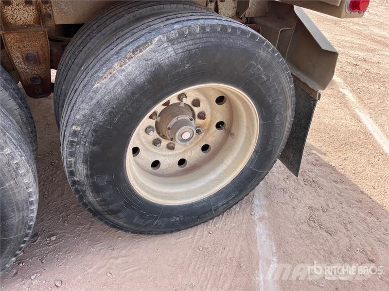 Heil 9200 gal T/A Tanker Trailer Przyczepy cysterny