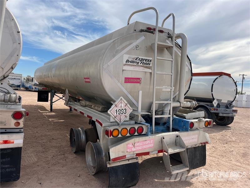 Heil 9200 gal T/A Tanker Trailer Przyczepy cysterny