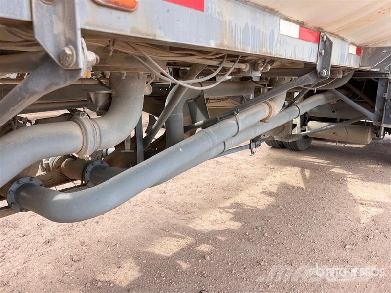 Heil 9350 gal T/A Tanker Trailer Przyczepy cysterny