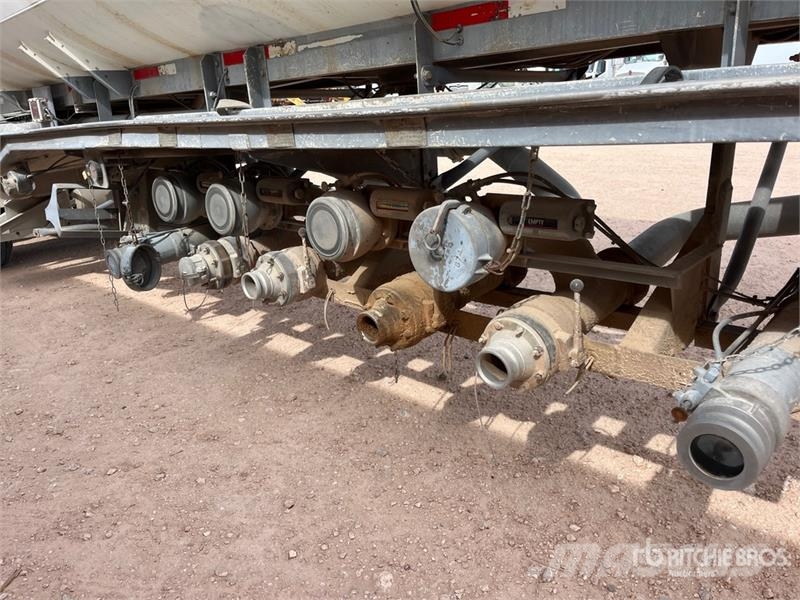 Heil 9350 gal T/A Tanker Trailer Przyczepy cysterny