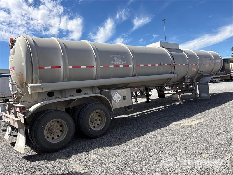 Heil MC407 8400 gal T/A Tanker Trailer Prikolice za cisterne