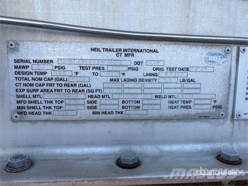 Heil MC407 8400 gal T/A Tanker Trailer Tankerler