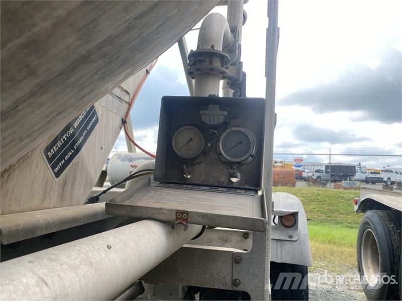 Heil T/A Pneumatic Bulk Trailer 기타 트레일러
