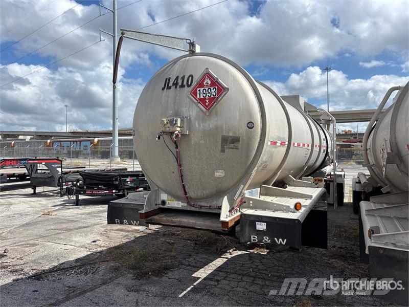 Heil T/A Tanker Trailer Tanksläp