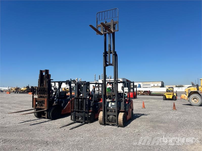 Heli CPCD35-KU20H 6085 lb Pneumatic Tire Forklift 堆高機(叉車)-其他
