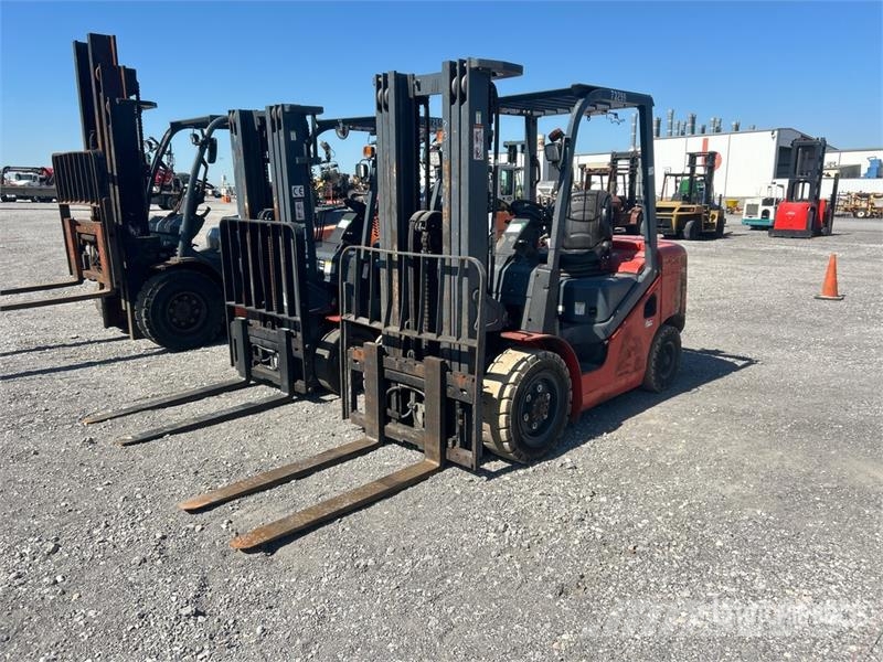 Heli CPCD35-KU20H 6085 lb Pneumatic Tire Forklift 堆高機(叉車)-其他