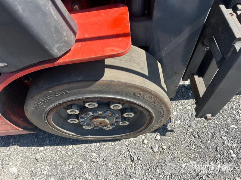 Heli CPYD25C-M1H 4520 lb Cushion Tire Forklift 堆高機(叉車)-其他