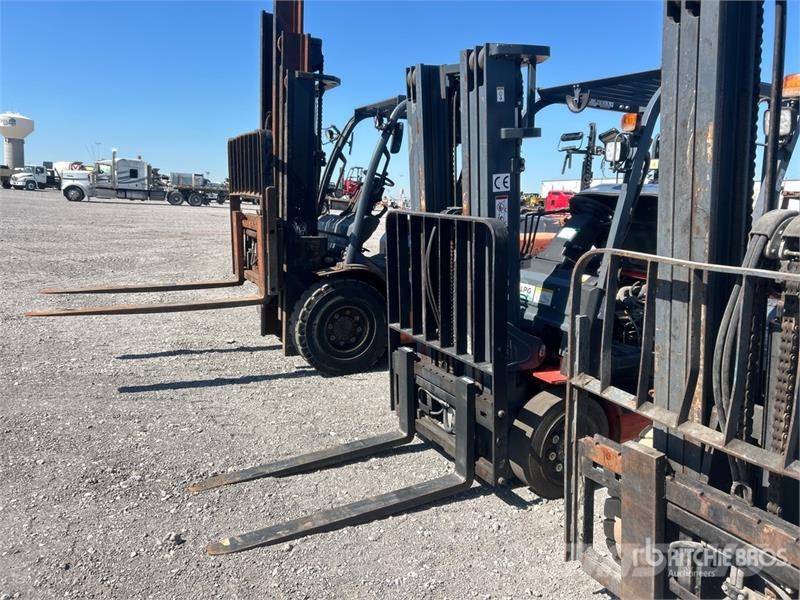 Heli CPYD25C-M1H 4520 lb Cushion Tire Forklift 堆高機(叉車)-其他