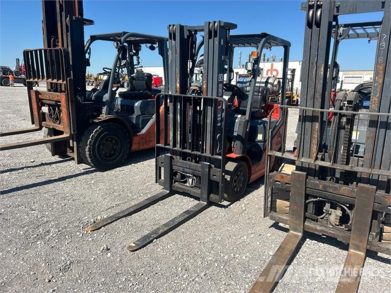 Heli CPYD25C-M1H 4520 lb Cushion Tire Forklift 堆高機(叉車)-其他