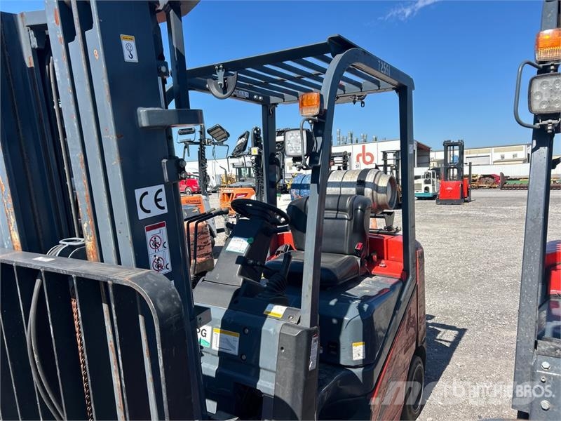 Heli CPYD25C-M1H 4520 lb Cushion Tire Forklift 堆高機(叉車)-其他