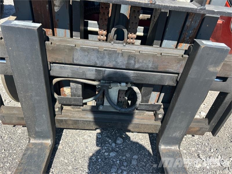 Heli CPYD25C-M1H 4520 lb Cushion Tire Forklift 堆高機(叉車)-其他