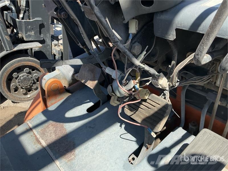 Heli CPYD35-TY 6000 lb Pneumatic Tire Forklift شاحنات ذات رافعات شوكية - أخرى