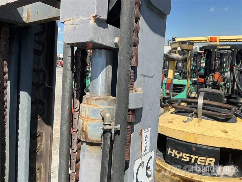 Heli CPYD35-TY 6000 lb Pneumatic Tire Forklift شاحنات ذات رافعات شوكية - أخرى
