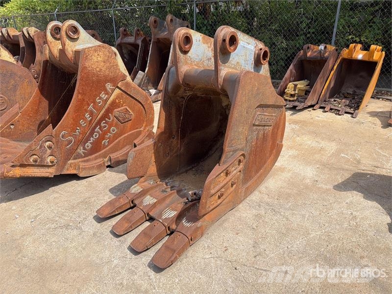 Hendrix 34 in Digging Excavator Bucket - Fits Komatsu PC22 Ковши