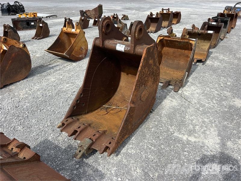 Hensley 27 in Digging Excavator Bucket - Fits Cat 323 Kaušai