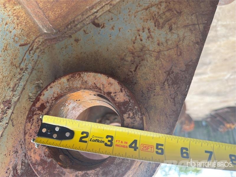 Hensley 56 in Digging Excavator Bucket - Fits Komatsu PC22 Pistoane