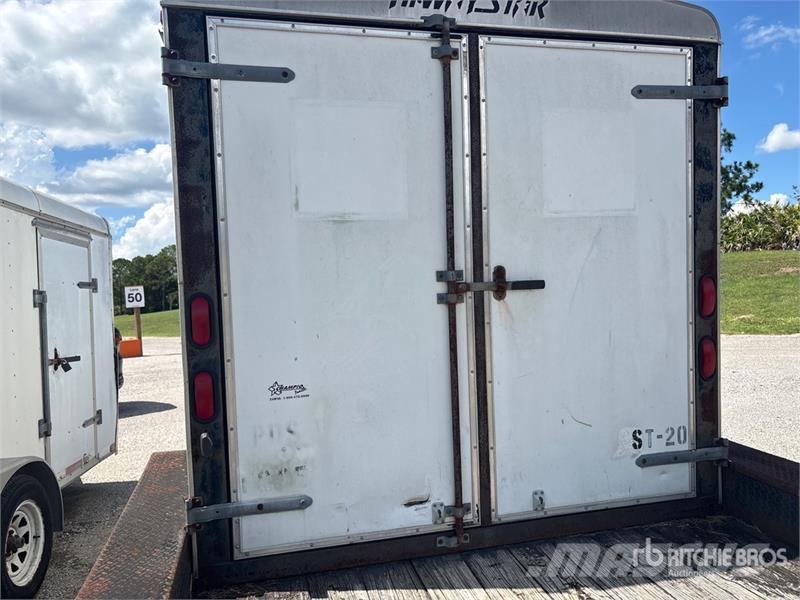 Hi-Way Star 16 ft T/A Enclosed Trailer Anhänger-Kastenaufbau