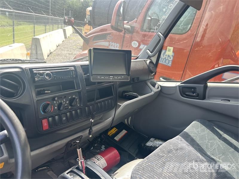 Hino 195 Furgons