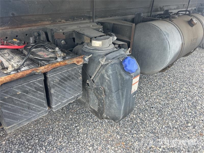 Hino 195 厢式货车